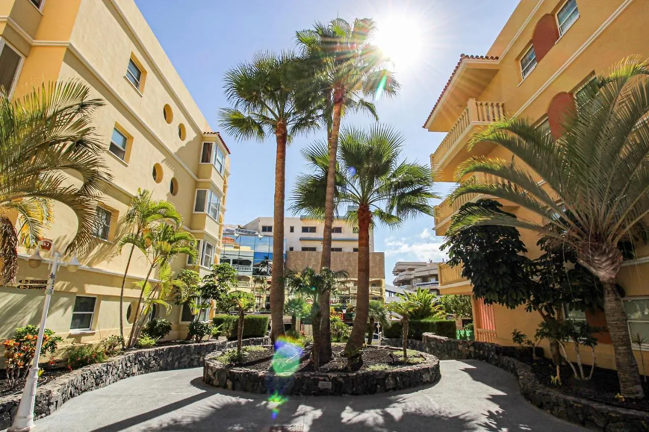 Bonito apartamento de diseño 2 dormitorios, 2 baños con terraza en Winter Gardens San Miguel de Abona