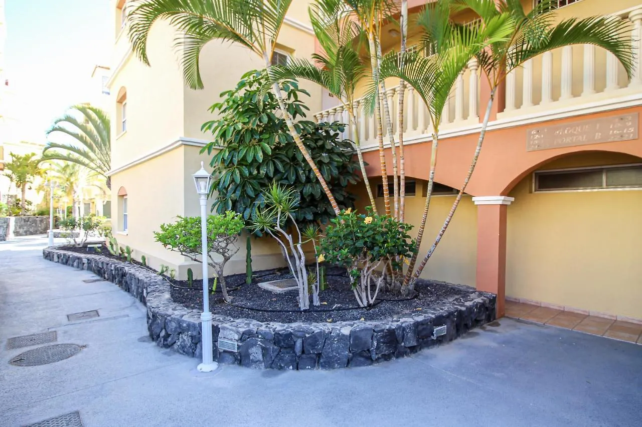 Bonito apartamento de diseño 2 dormitorios, 2 baños con terraza en Winter Gardens San Miguel de Abona
